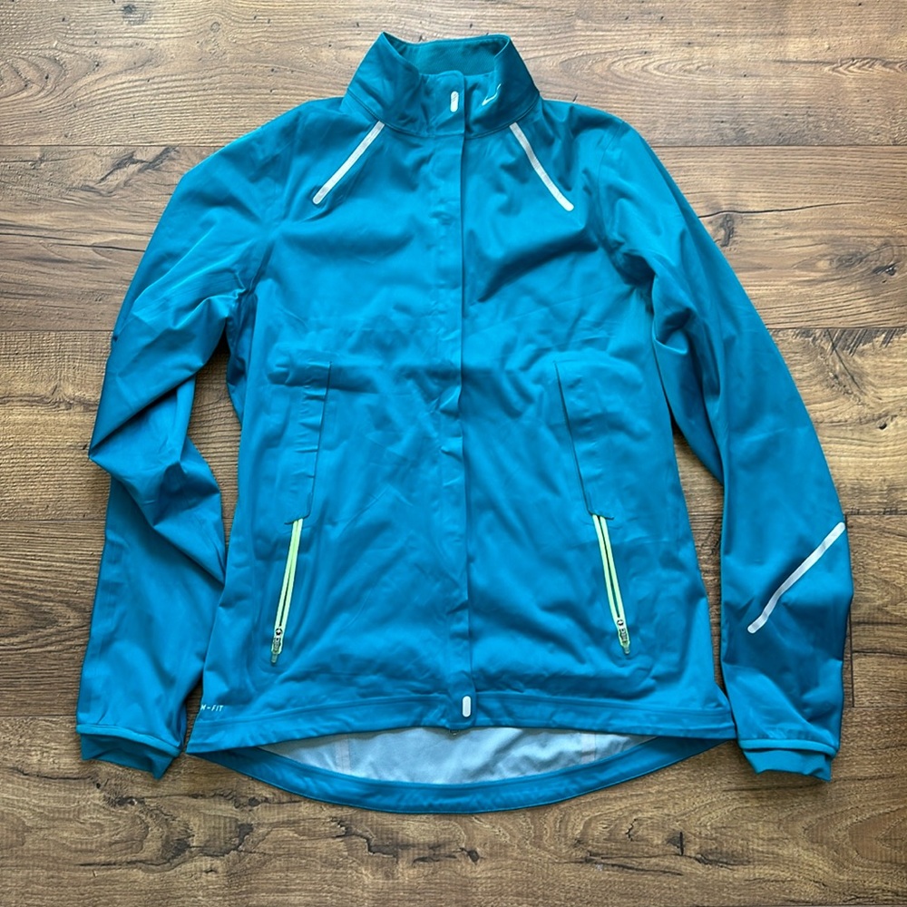 Nike Storm Fit Lightweight Jacket